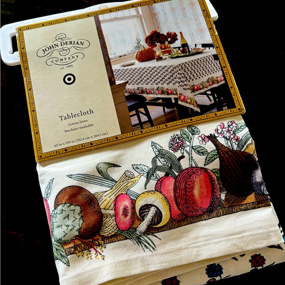 NWT JOHN DERIAN NWT fall flower printed tablecloth